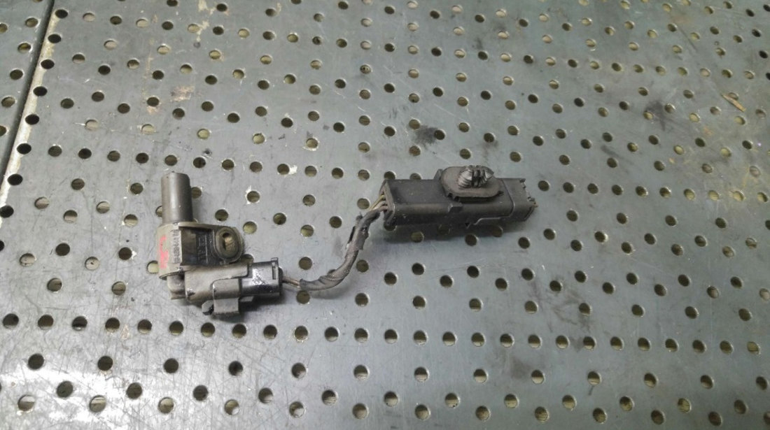 Senzor ax cu came 1.6 hdi peugeot 307 9645844080