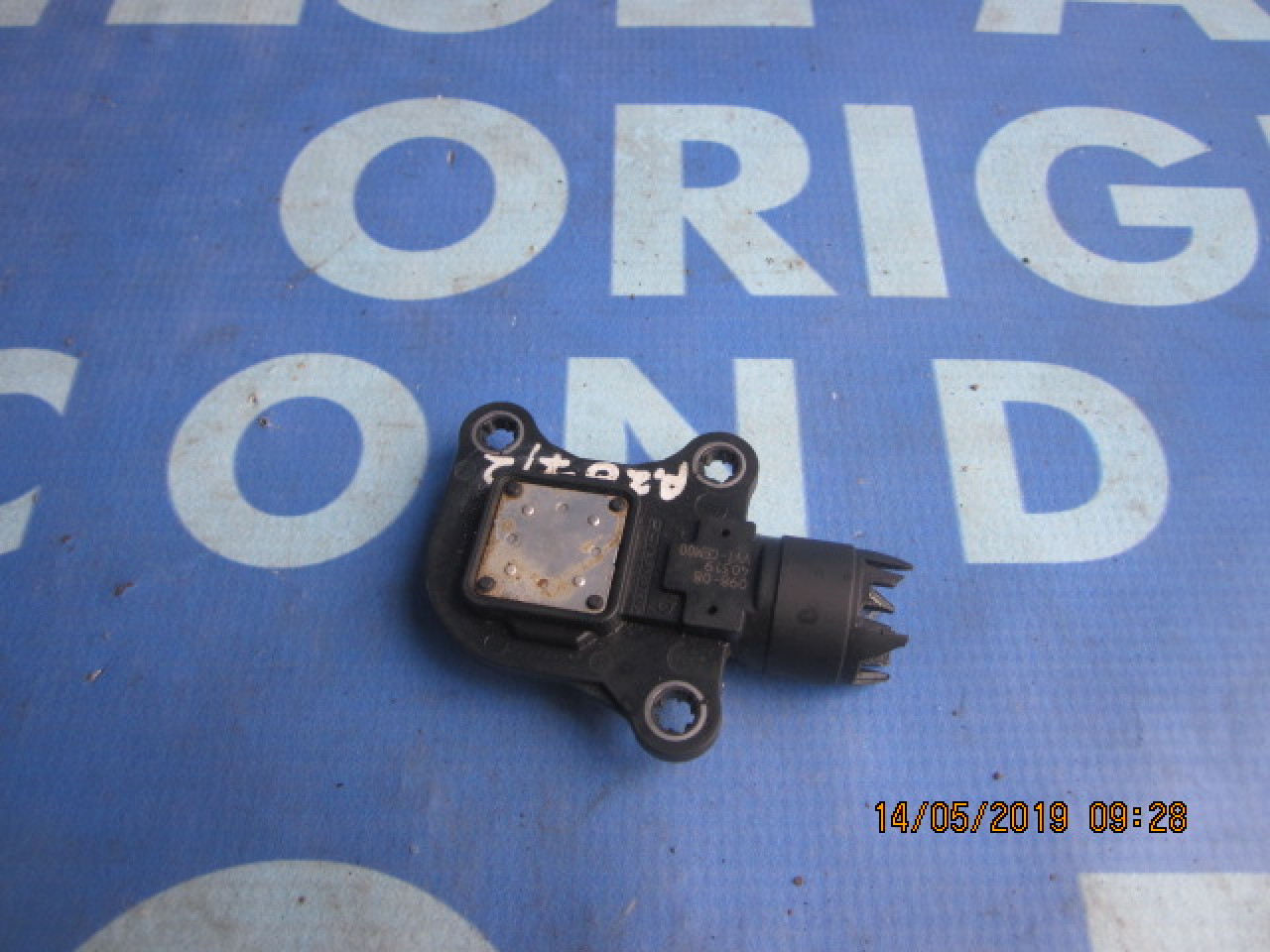 Senzor ax cu came Peugeot 207 1.6 16v VTI; V754167780 (excentric)