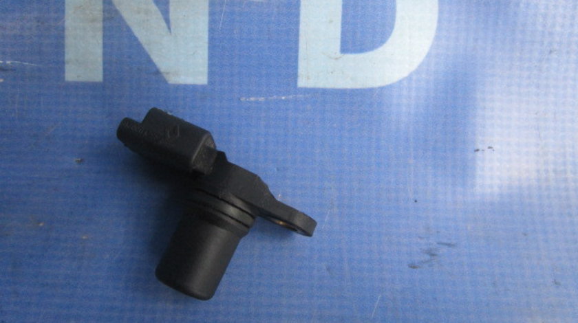 Senzor ax cu came Renault Scenic 1.6i ; 8200033686