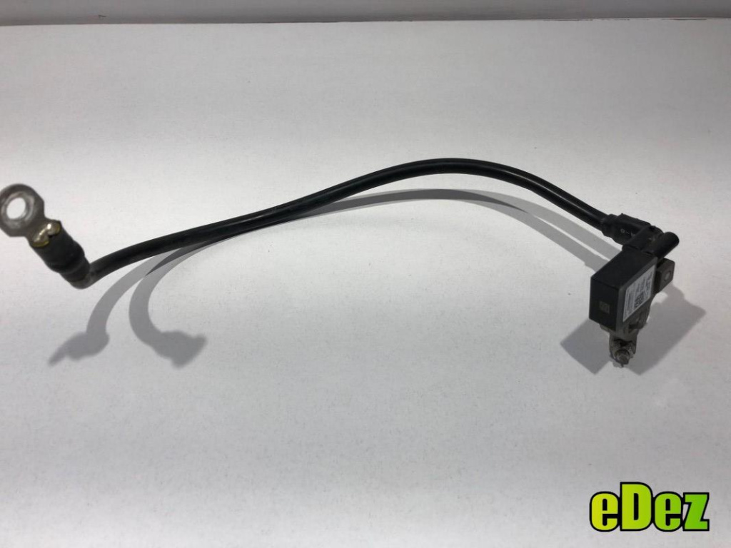 Senzor borna minus cu capsa Mercedes E-Class (2009->) [W212] a0009052902