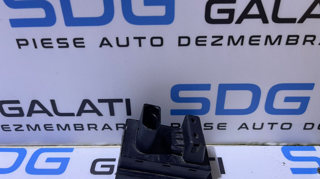 Senzor Calitate Aer Audi A8 D2 1994 - 2002 Cod 4B0907659B