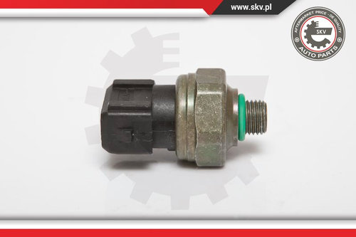 Senzor de presiune pentru aer conditionat ; VOLVO S40 S60 V40 V70 XC90 ; 30611211