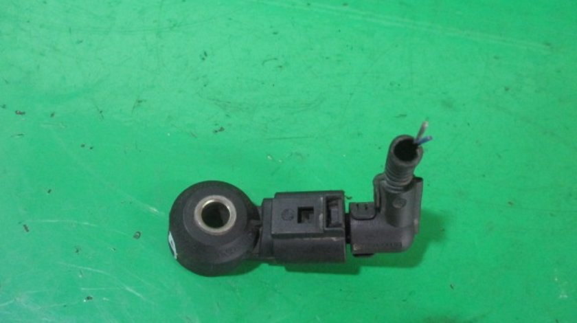 SENZOR DETONATIE / BATAI + MUFA COD 030905377C VW SKODA AUDI SEAT