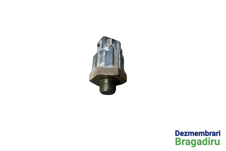 Senzor detonatie Cod: 7700732262 7700732262 Dacia Logan [2004 - 2008] Sedan 1.4 MT (75 hp)