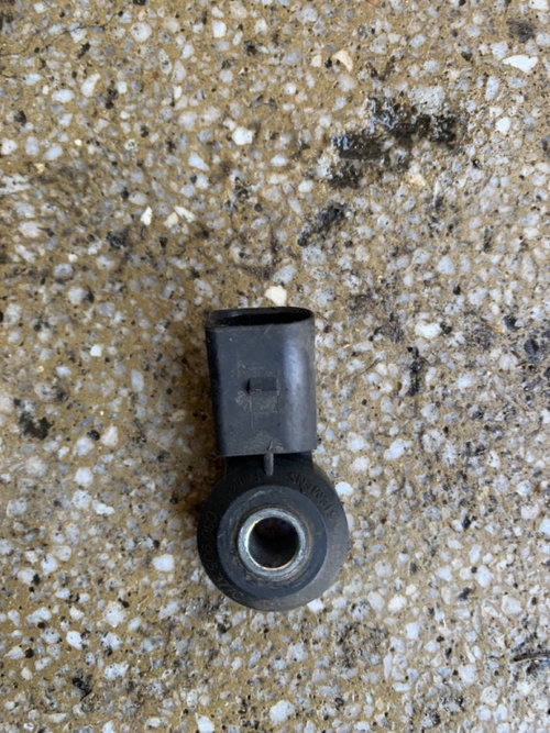 Senzor detonatie Skoda Fabia 5J [2007 - 2010] Combi wagon 5-usi 1.4 MT (86 hp) II 5J
