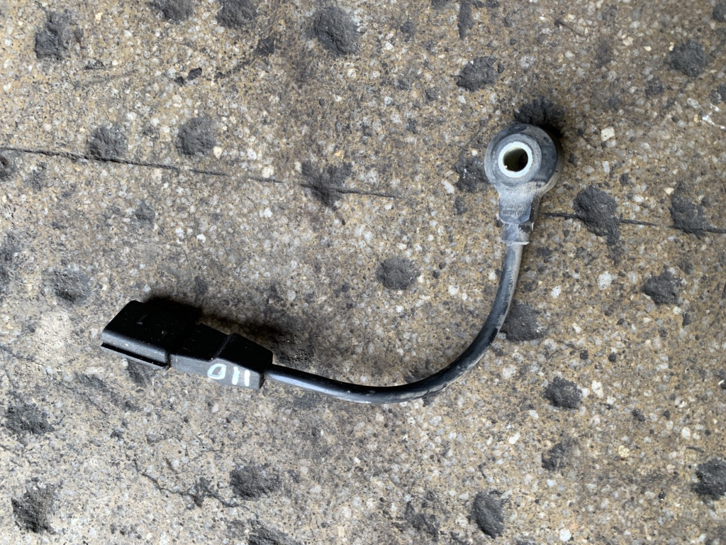 Senzor detonatie Volkswagen VW Polo 4 9N [2001 - 2005] Hatchback 3-usi 1.2 MT (54 hp) (9N_) 1