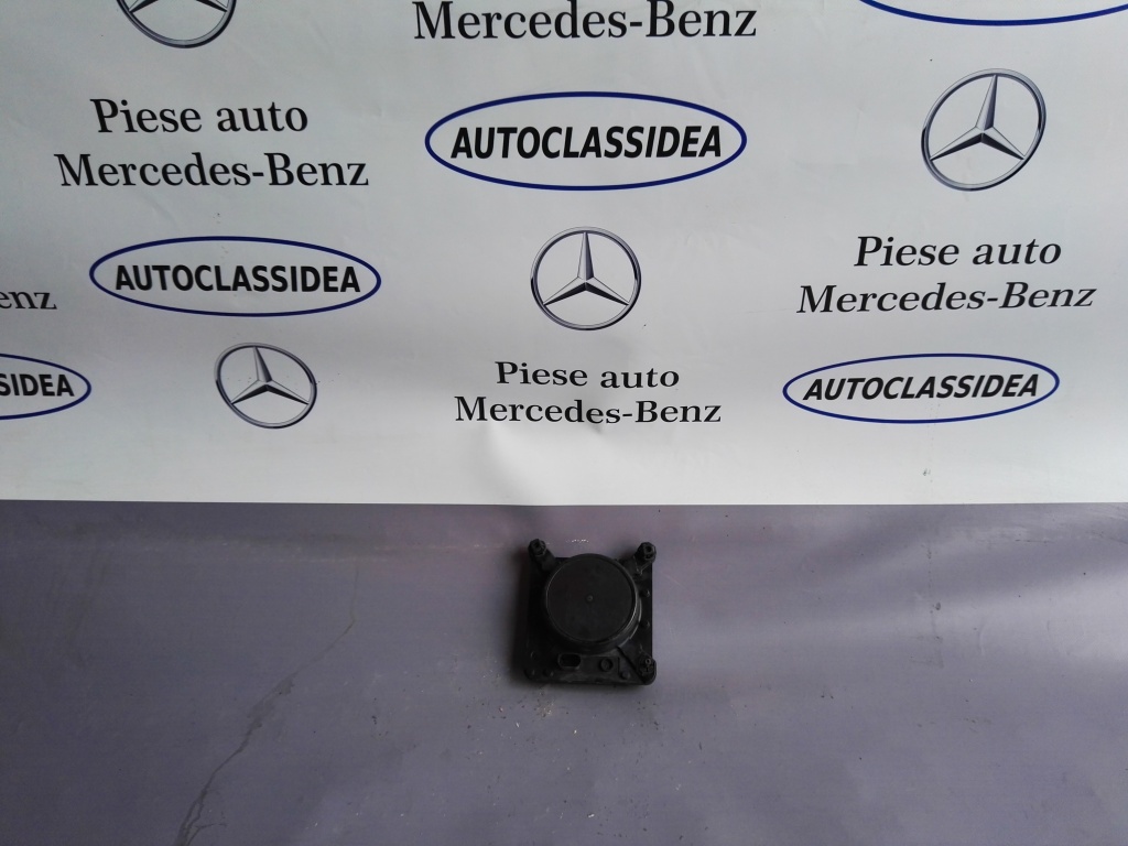Senzor distronic Mercedes A2115402817