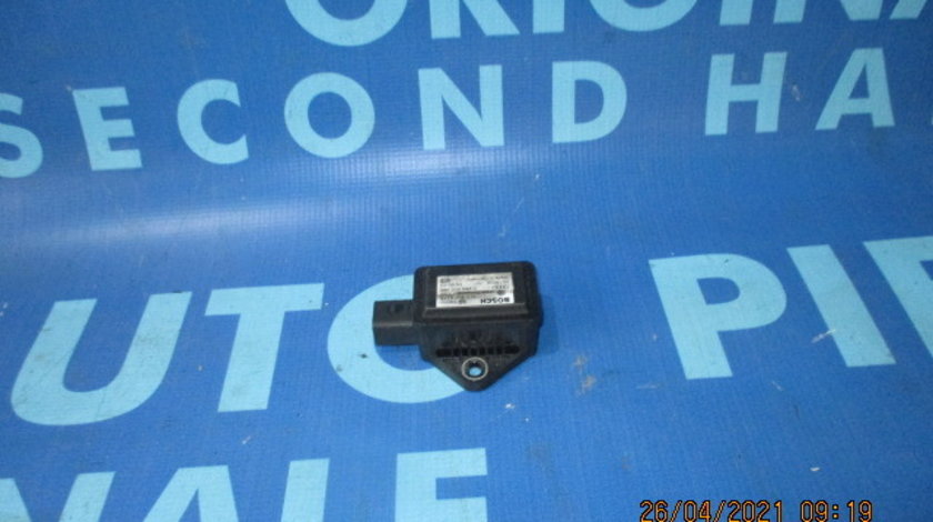 Senzor ESP VW Passat B5; 8E0907637A