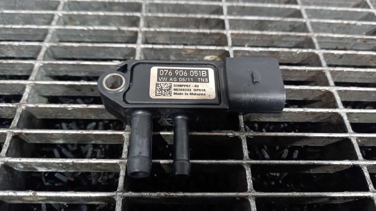 SENZOR FILTRU PARTICULE VW PASSAT PASSAT 1.6 TDI - (2010 2014)