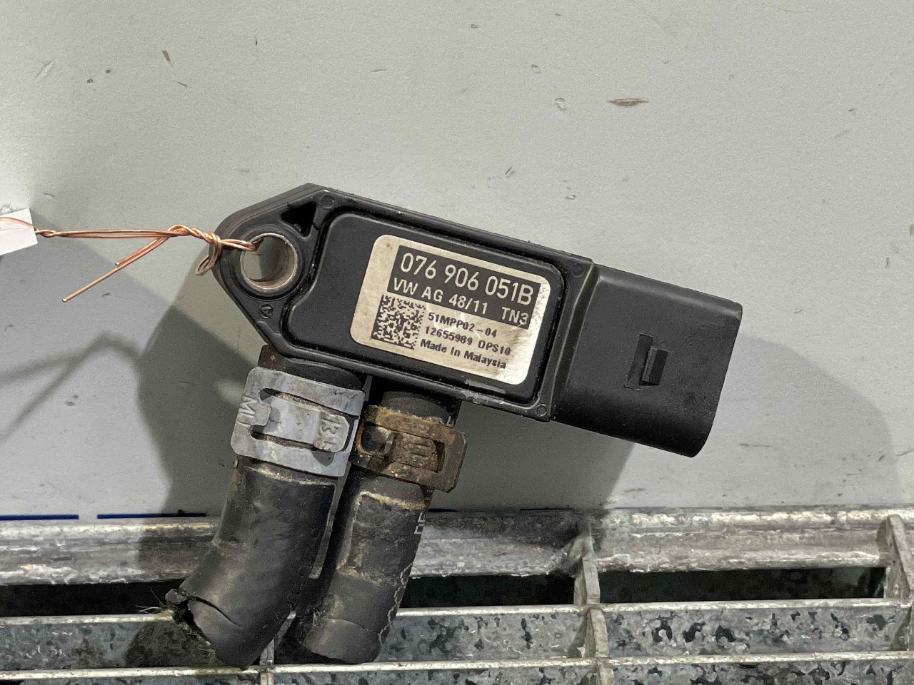 SENZOR FILTRU PARTICULE VW PASSAT PASSAT 2.0 TDI - (2010 2014)