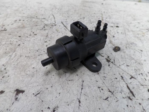 Senzor FORD FOCUS 98AB9E88298AB9E882