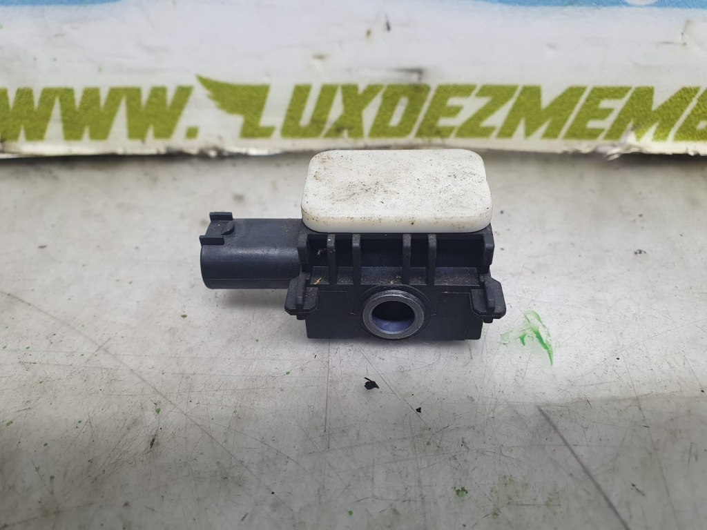 Senzor impact 0038202826 Mercedes-Benz R-Class W251 [2005 - 2010] 3.0 cdi OM642.950
