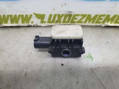 Senzor impact 0038202826 Mercedes-Benz R-Class W251 [2005 - 2010] 3.0 cdi OM642.950