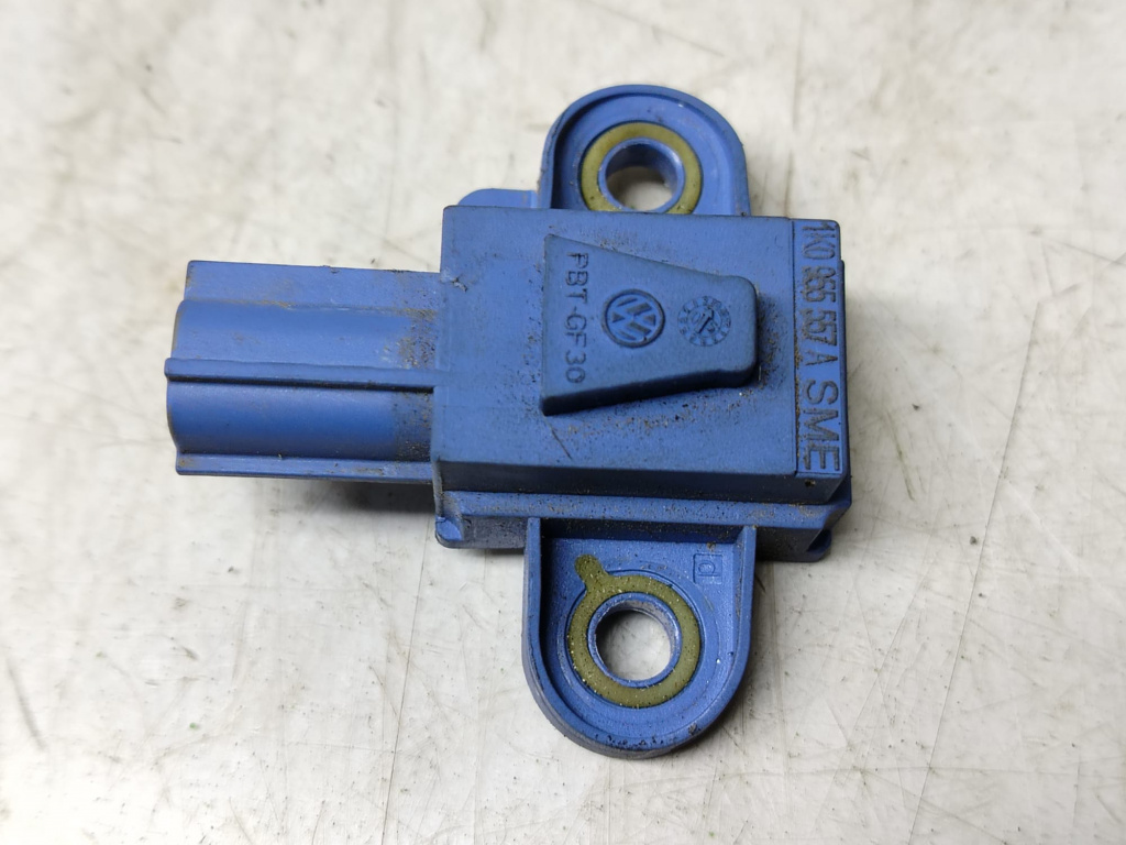 Senzor impact 1k0955557a Volkswagen VW Golf 5 [2003 - 2009]