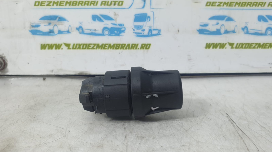 Senzor impact 4b0959897b Audi A8 D3/4E [2002 - 2005]