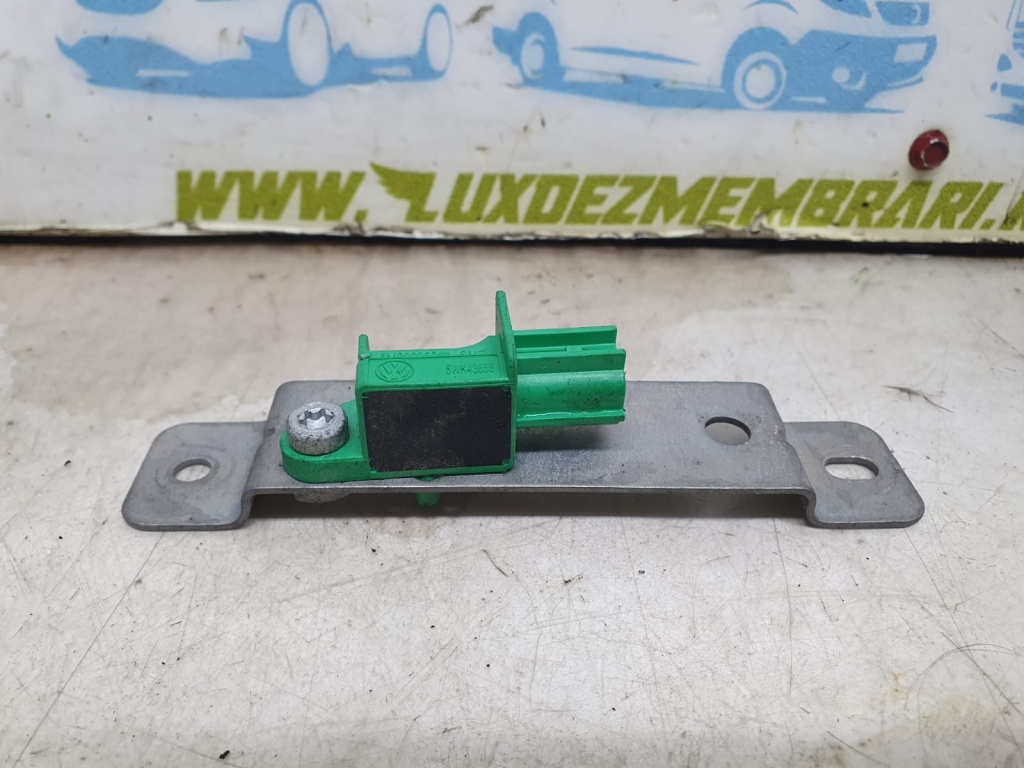 Senzor impact 5m0909606a Volkswagen VW Touran [facelift] [2006 - 2010] 1.9 tdi BLS