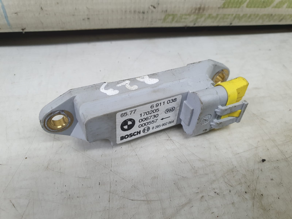 Senzor impact 65776911038 BMW Seria 3 E46 [facelift] [2001 - 2006] 2.0 d M47D20 320d
