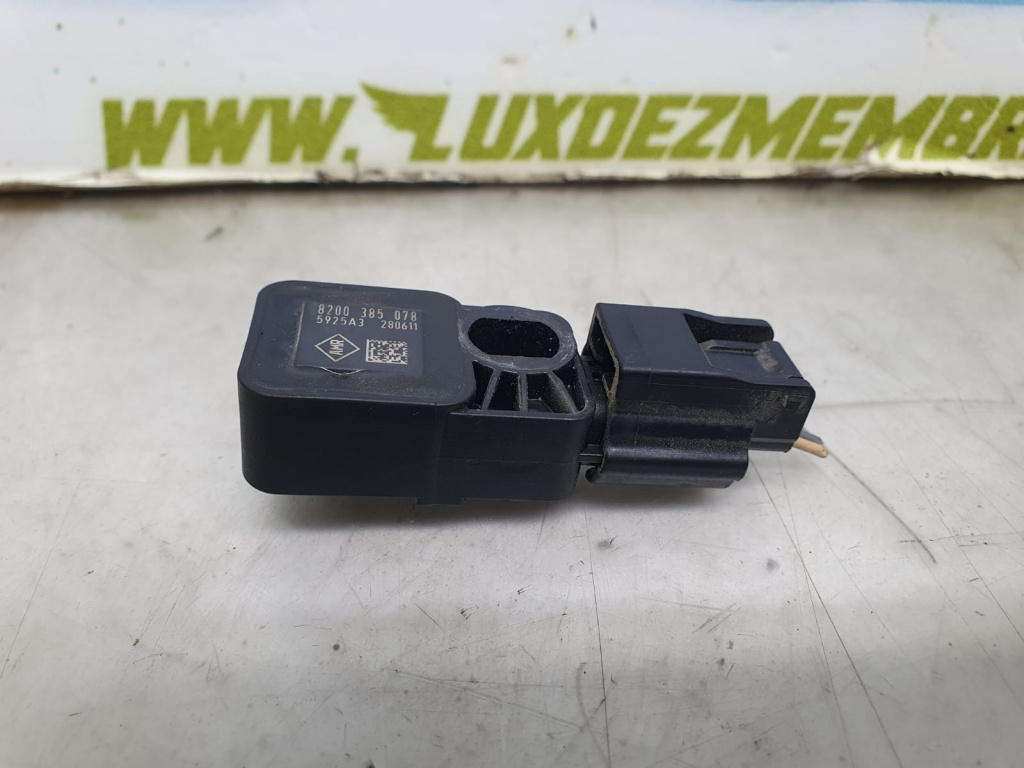 Senzor impact 8200385078 Dacia Duster [2010 - 2013]