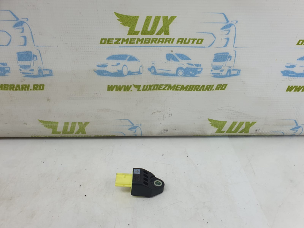 Senzor impact 89831-53050 Lexus IS XE30 