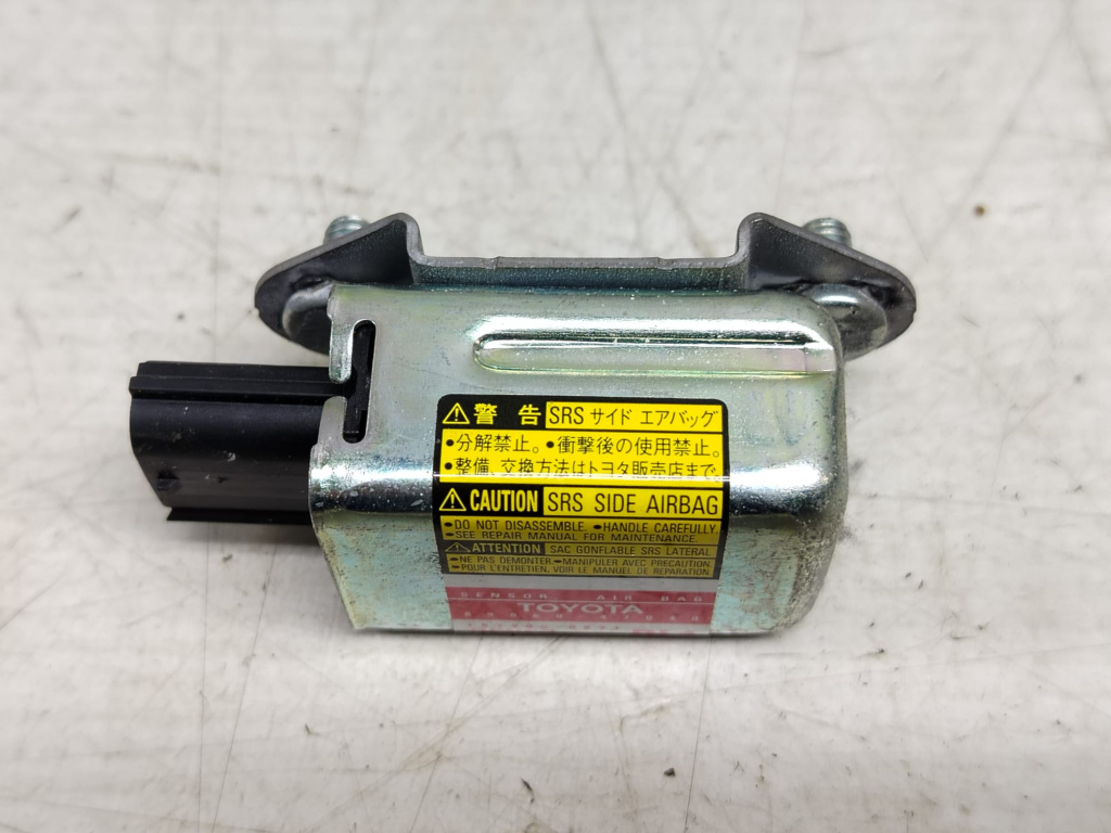 Senzor impact 89860-47040 Toyota Prius 2 [2003 - 2011] 1.5 hybrid 1NZ-FXE