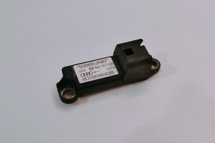 Senzor Impact 8D0959643B Audi A4 B5 [1994 - 1999]