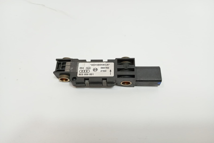 Senzor impact 8E0959651 Audi A4 B6 [2000 - 2005]