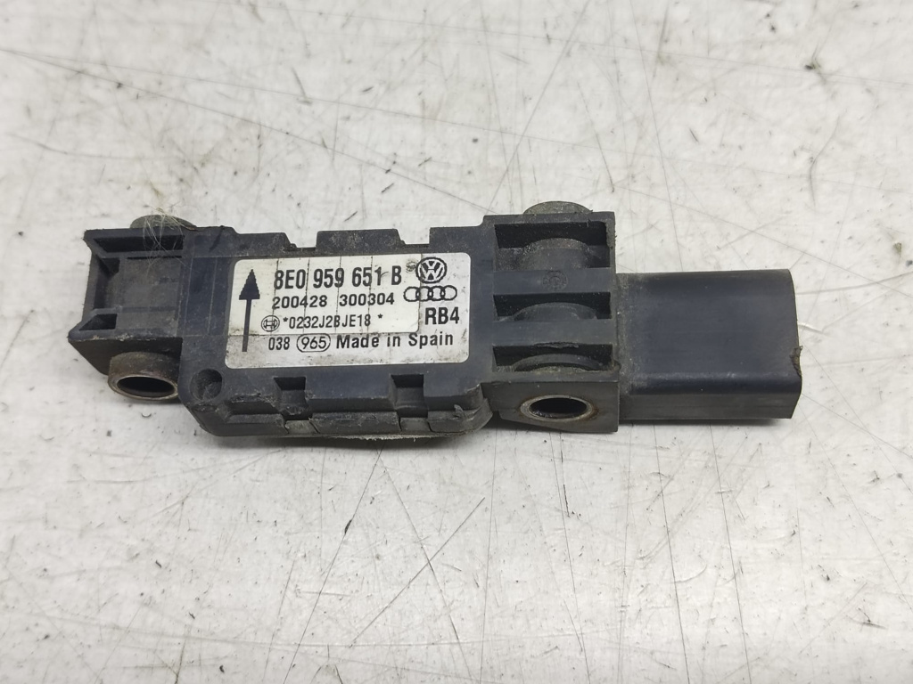 Senzor impact 8e0959651b Audi A3 8P [2003 - 2005]