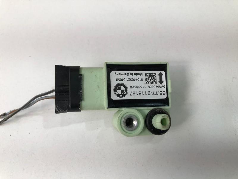 Senzor impact 9118167 BMW Seria 5 E60/E61 [2003 - 2007]