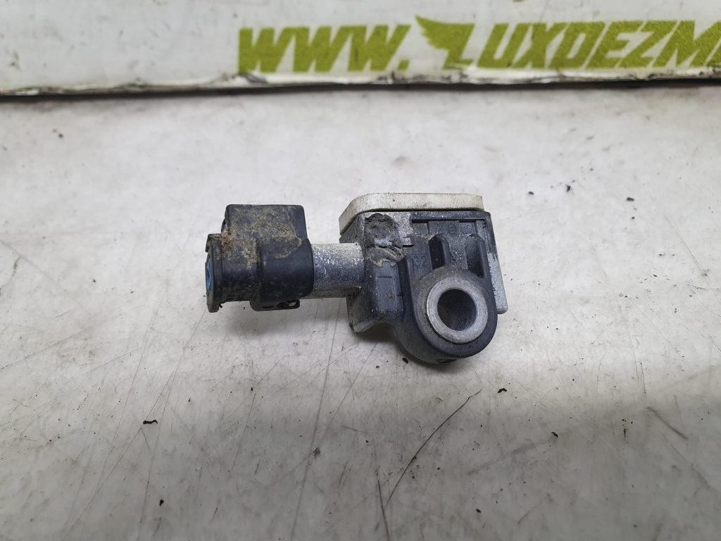Senzor impact A1668210151 Mercedes-Benz ML W166 [2011 - 2015] 2.2 cdi om651.960