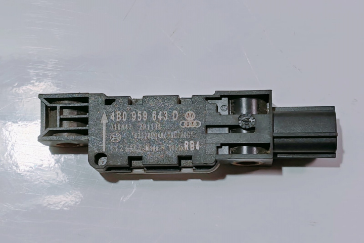 Senzor Impact airbag 4B0959643D Audi A3 8P [2003 - 2005]