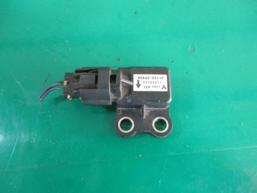 SENZOR IMPACT / AIRBAG COD 95640-M3110 / X2T25271 HYUNDAI TERRACAN FAB. 2001 – 2006 ⭐⭐⭐⭐...