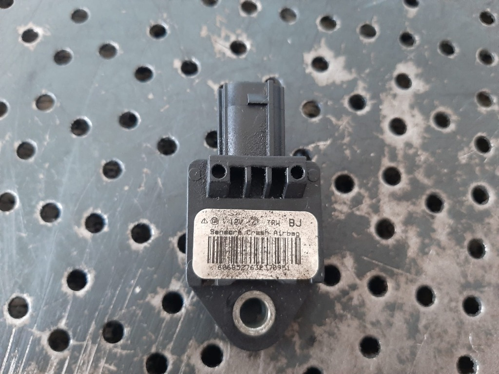 Senzor impact alfa romeo 159
