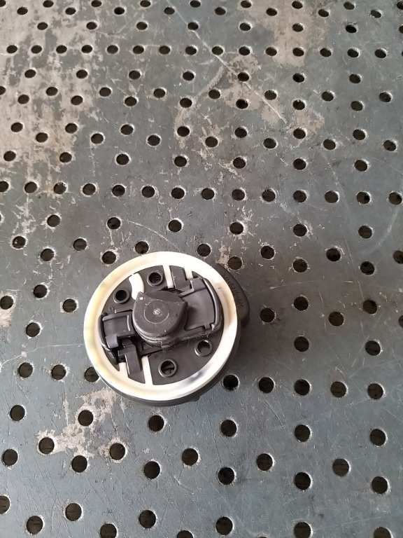 Senzor impact audi a3 8y 5wa959354