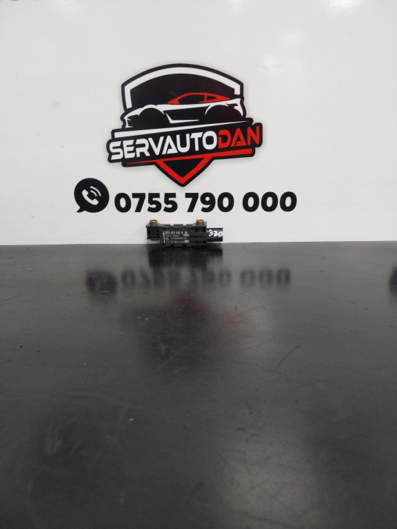 Senzor impact Audi A4 (2004-2008) [8EC, B7] 1.9 Motorina 2007, 8E0959643B