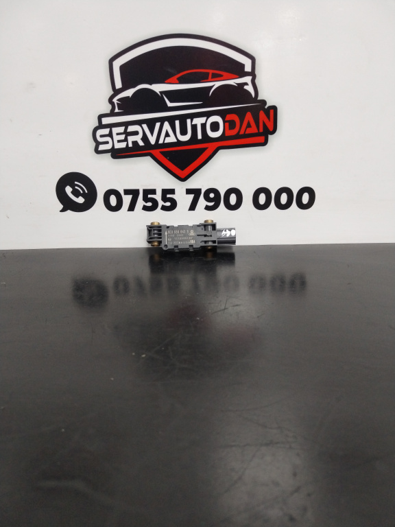 Senzor impact Audi A4 (2004-2008) [8EC, B7] 1.9 Motorina 2007, 8E0959643B
