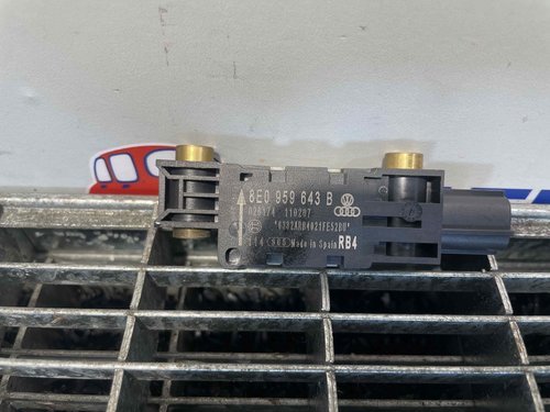 SENZOR IMPACT AUDI A4 A4 1.9 TDI - (2004 2007)