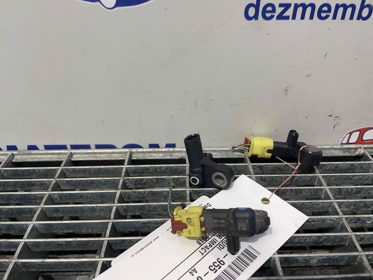 SENZOR IMPACT AUDI A4 A4 - - (2015 2018)