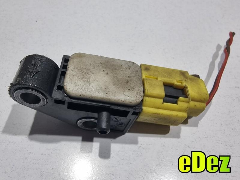 Senzor impact Audi A6 (2004-2011) [4F2, C6] 4F0959651