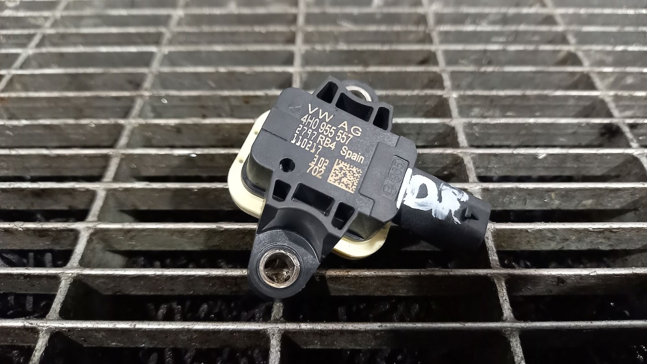 SENZOR IMPACT AUDI A8 A8 - - (2010 2014)