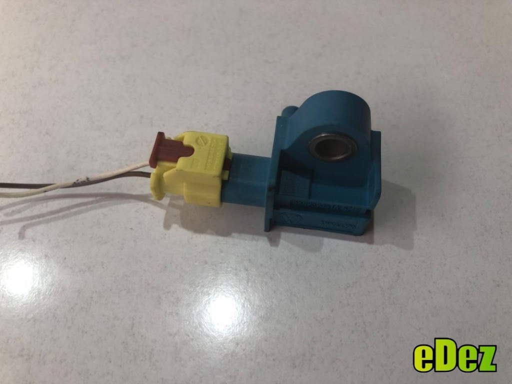 Senzor impact Audi Q3 (2011-2017) [8U] 5k0959351a