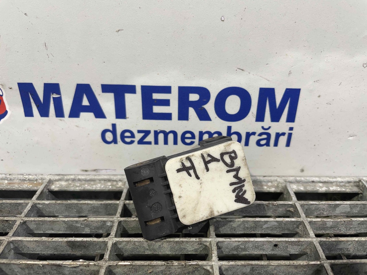 SENZOR IMPACT BMW SERIA 1 E 87 SERIA 1 E 87 - - (2004 2011)