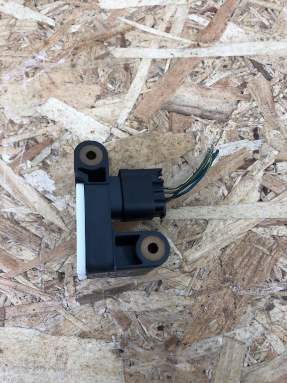 Senzor impact BMW X1 X-Drive suv 2009 (6911003)