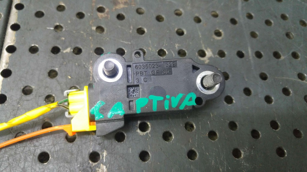Senzor impact chevrolet captiva c100 c140 96631484 603502332b