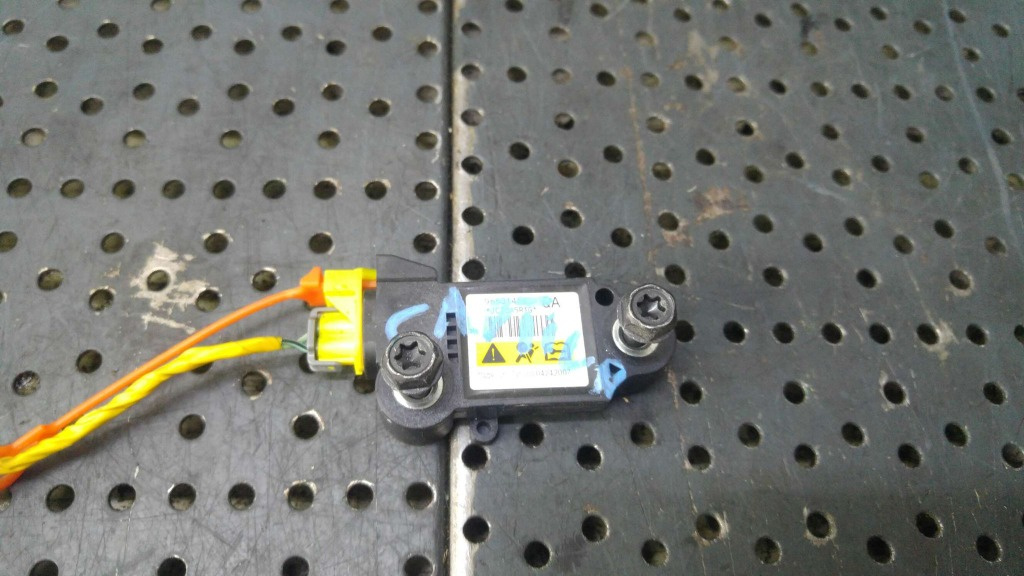 Senzor impact chevrolet captiva c100 c140 96631484 603502332b
