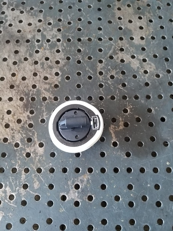 Senzor impact citroen c5 aircross 9810268080
