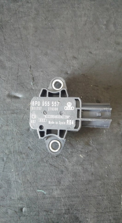 Senzor impact dreapta fata audi a4 b7 8p0955557