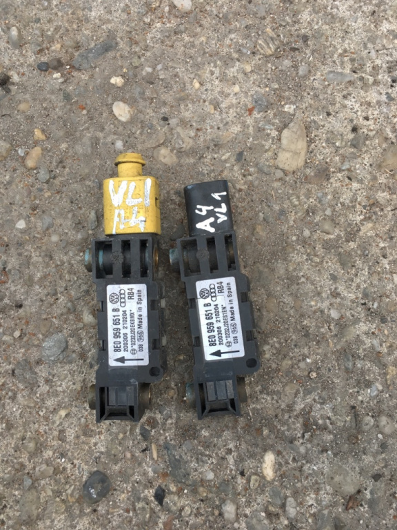 Senzor impact fata Audi A4 B6 [2000 - 2005] Sedan 1.9 TDI 5MT (130 hp) 1.9 TDI - AWX