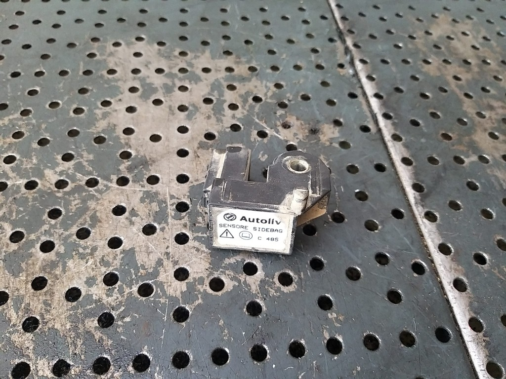 Senzor impact fiat doblo 119 223 46782846