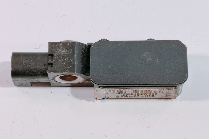 Senzor Impact GJ6A57K1X Mazda 6 GG [2002 - 2005]