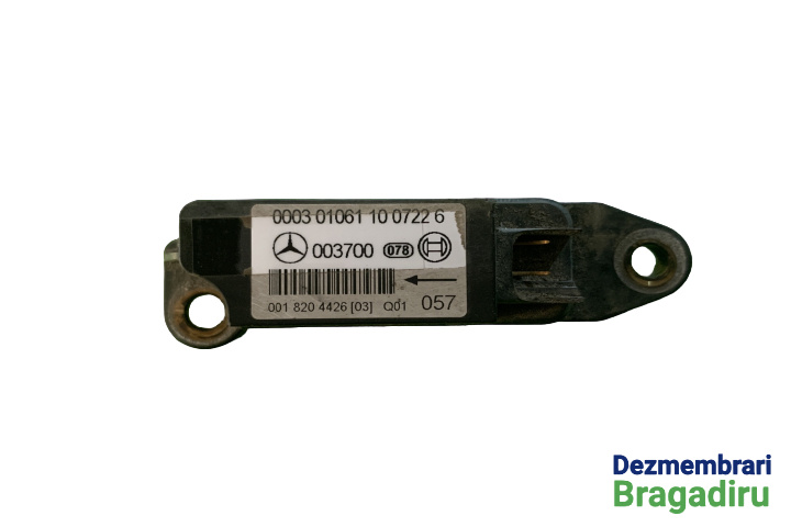 Senzor impact lateral Cod: 0018204426 Mercedes-Benz C-Class W203/S203/CL203 [2000 - 2004] Sedan 4-usi C 200 CDI MT (116 hp) 2.2 CDI